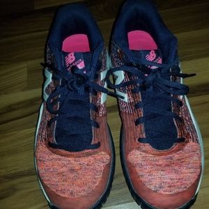 New balance tennis shoes size 8.5